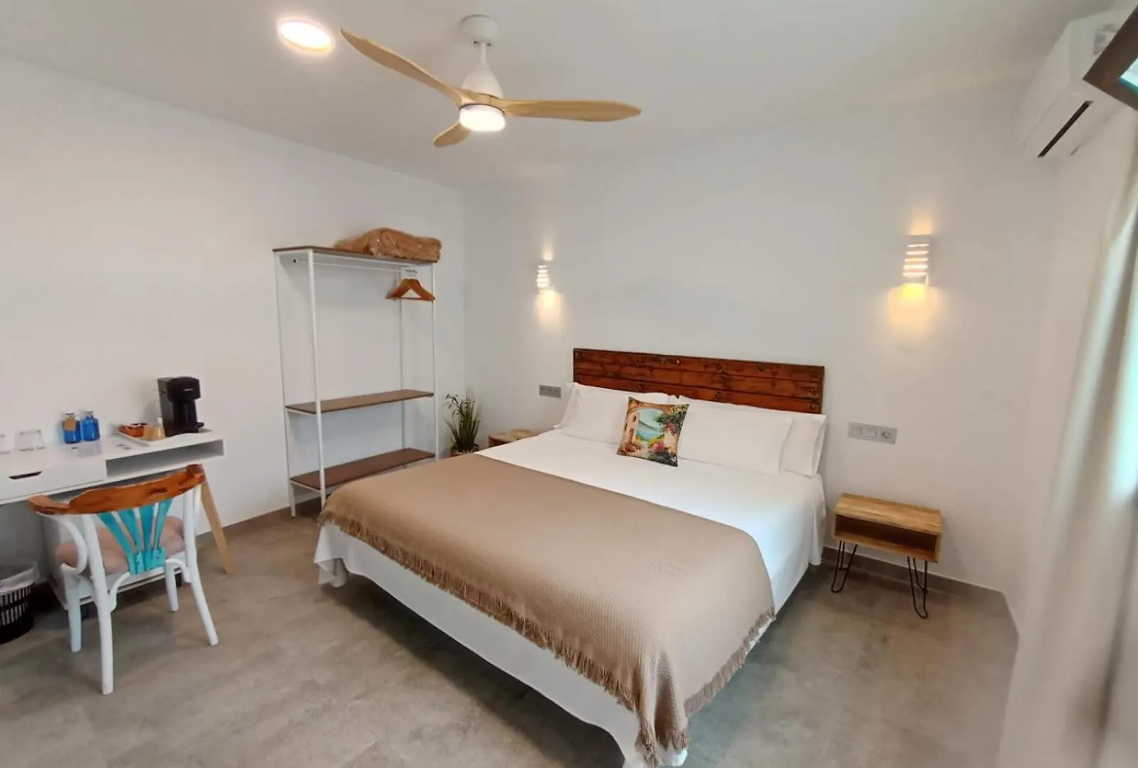 Hostal Aires Del Mar Carboneras Guest house